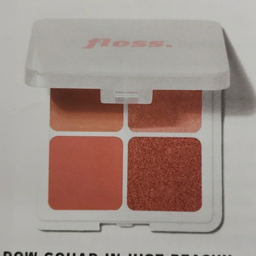Floss Eyeshadow Quad Just Peachy New in Box Unused Full Size